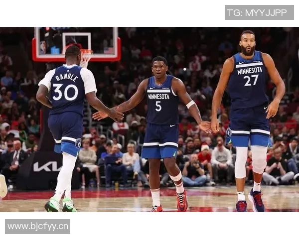 华子康利兰德尔缺席季前赛戈贝尔迪文迪林厄姆领衔首发对阵掘金