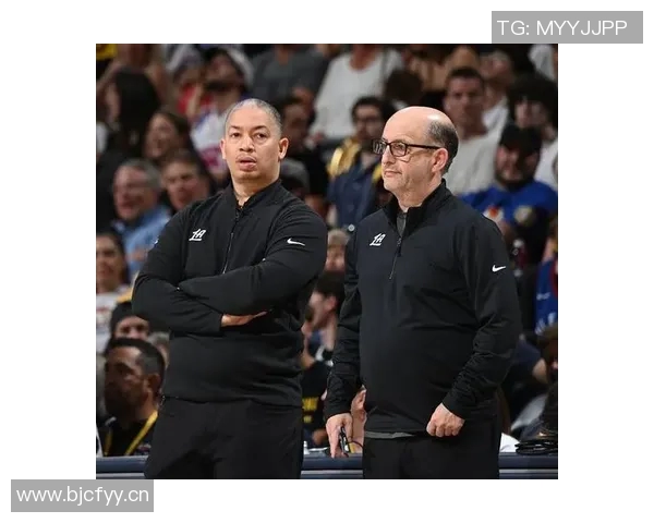 邓恩谈范甘迪防守体系强调沟通与执行的重要性 邓恩谈范甘迪防守体系强调沟通与执行的重要性