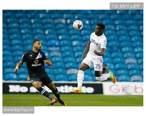 热刺与利兹联上半场战成平局特尔与奥卡福各有建树