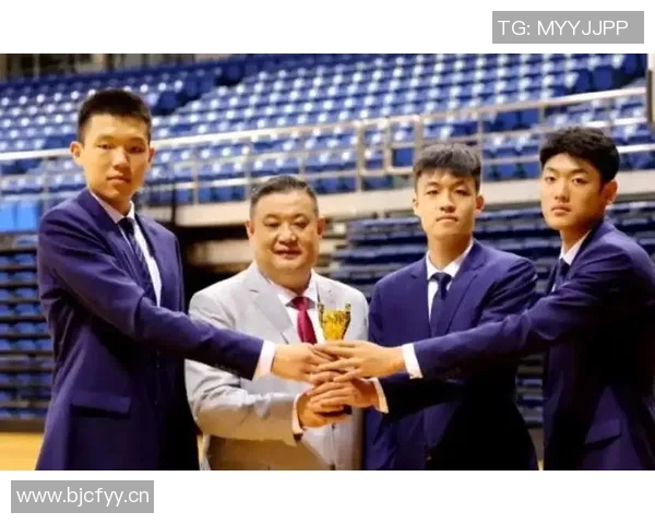 徐长锁谈与杨瀚森保持联系未来将培养更多优秀年轻球员