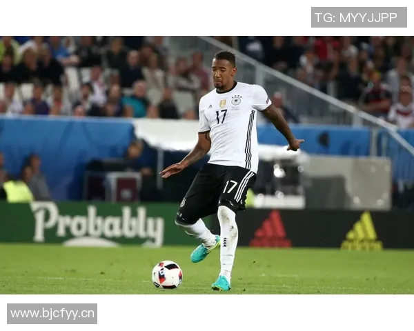 拜仁官方声明博阿滕拒绝舆论干扰决定不进行实习