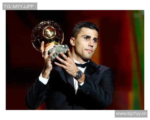 曼城官推庆祝罗德里获金球奖一周年回顾精彩瞬间 曼城官推庆祝罗德里获金球奖一周年回顾精彩瞬间