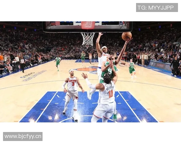 维金斯突破禁区高打板文班亚马展现超凡身高送出精彩钉板大帽 维金斯突破禁区高打板文班亚马展现超凡身高送出精彩钉板大帽