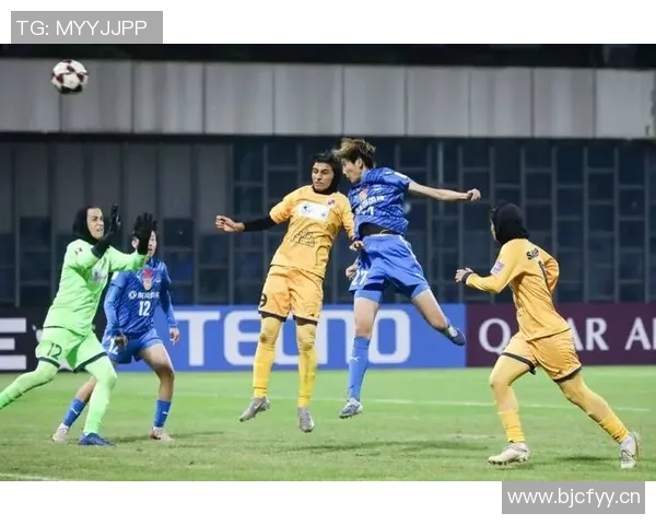 武汉女足外援奥乌苏错失绝佳机会踢中边网令人扼腕叹息 武汉女足外援奥乌苏错失绝佳机会踢中边网令人扼腕叹息