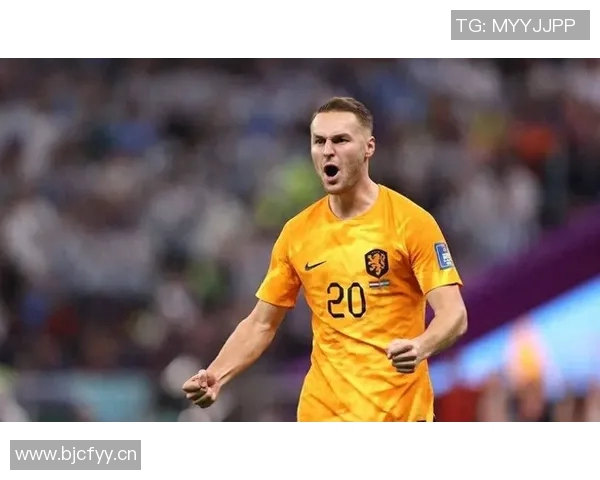 荷兰国家队紧急征召尤文中场库普梅纳斯替代受伤昆滕廷伯 荷兰国家队紧急征召尤文中场库普梅纳斯替代受伤昆滕廷伯