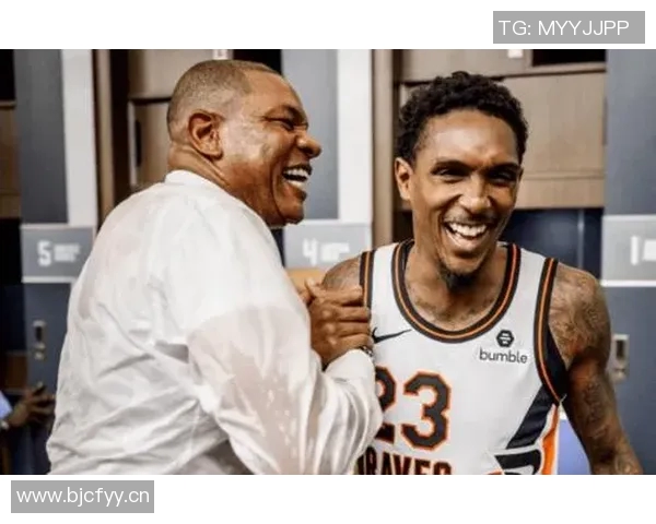 路威谈选择快船原因：家庭是首要考虑希望陪伴妻子和观看儿子比赛