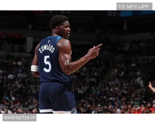 爱德华兹单节狂砍19分太阳全队仅得19分显差距 爱德华兹单节狂砍19分太阳全队仅得19分显差距
