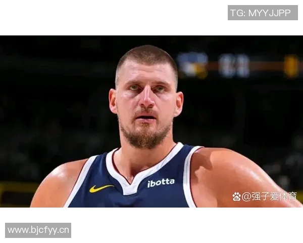 掘金半场小幅领先国王约基奇表现出色戈登贡献12分威少状态低迷三分球未能命中